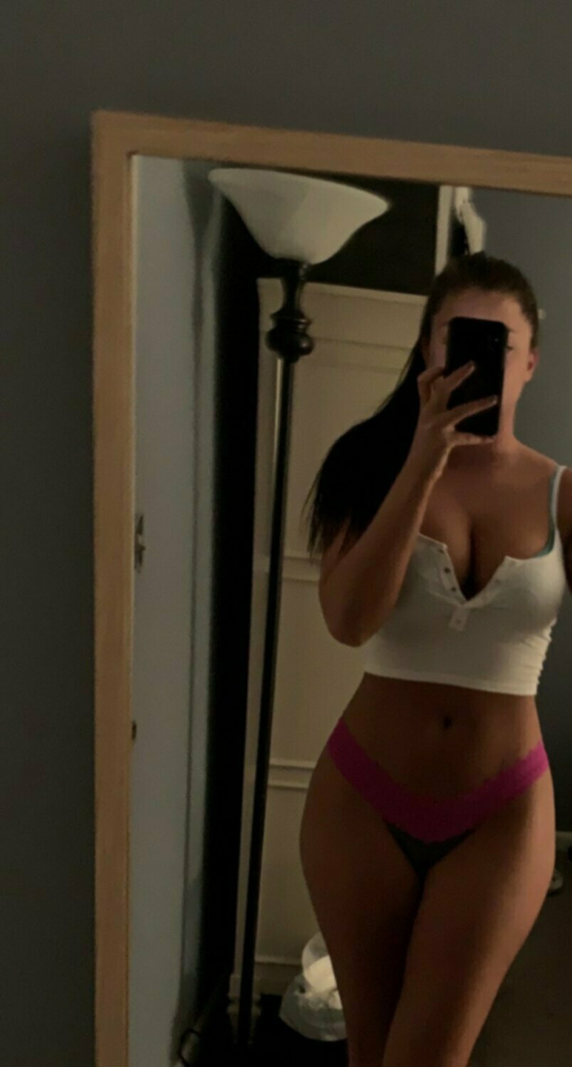 Olivia Exposed #WzjaZbad