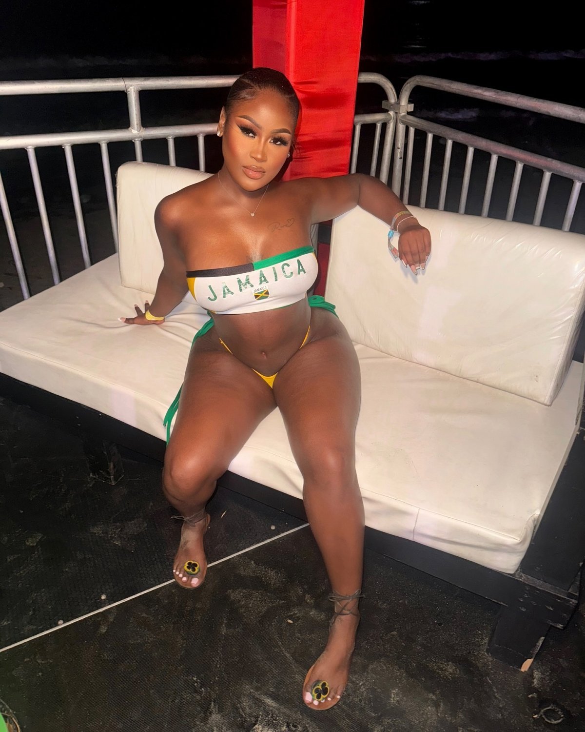 Welcome to JamRock 🇯🇲 #izESqhVM