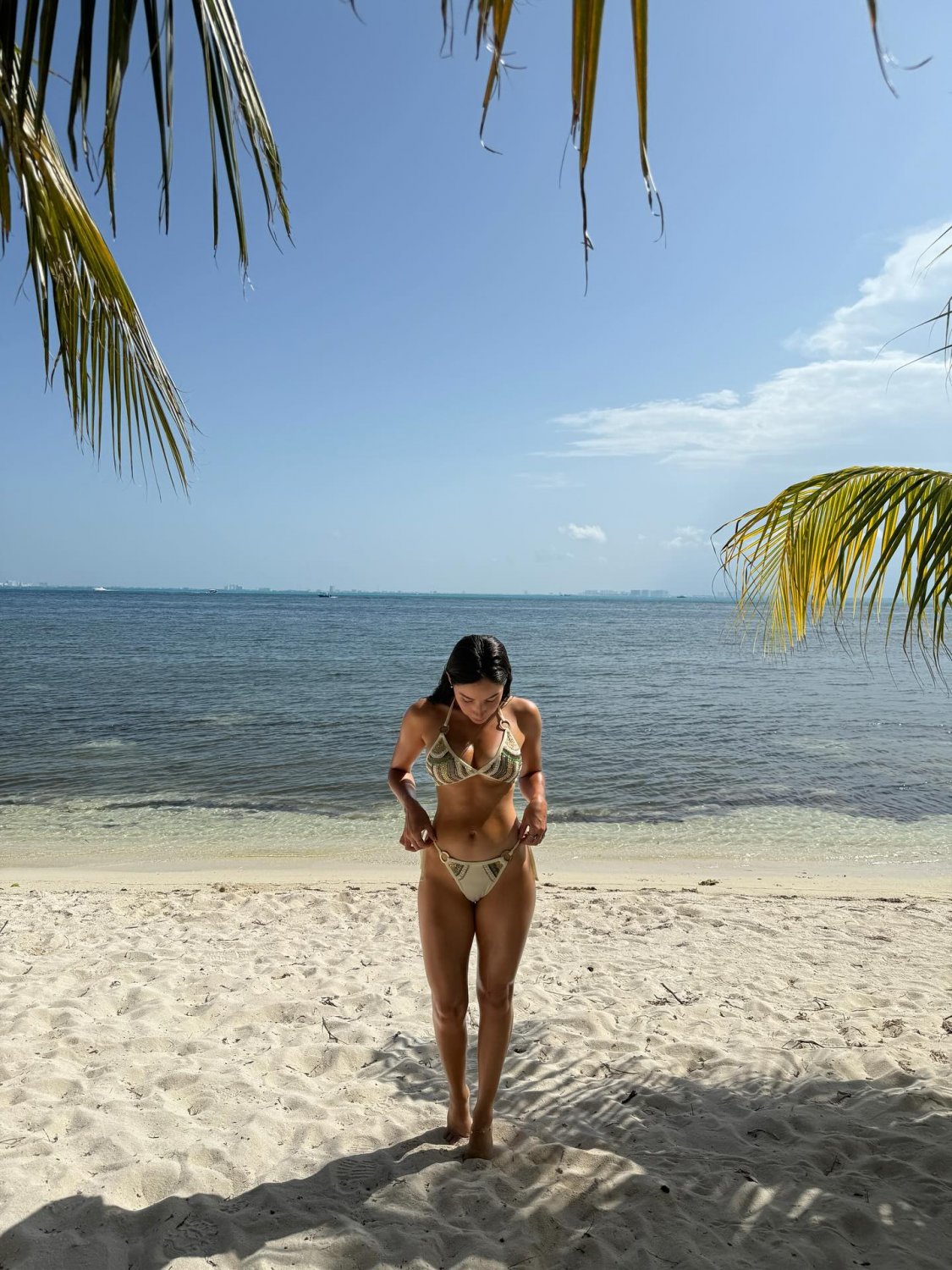 Osiris Mendez wants to be your new semen dump, who gives the first tribute on her #RZoLoHEQ